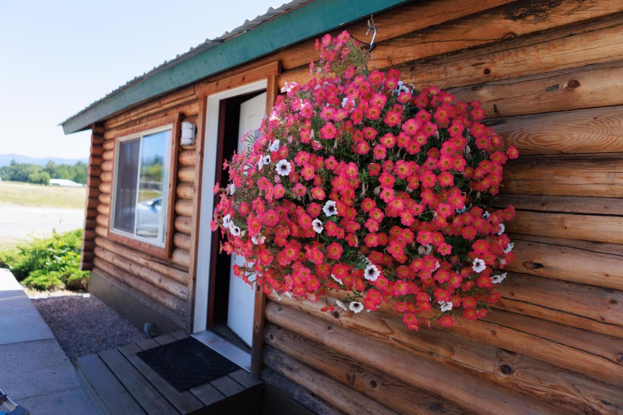 Big Medicine Cabins Saint Ignatius Esterno foto
